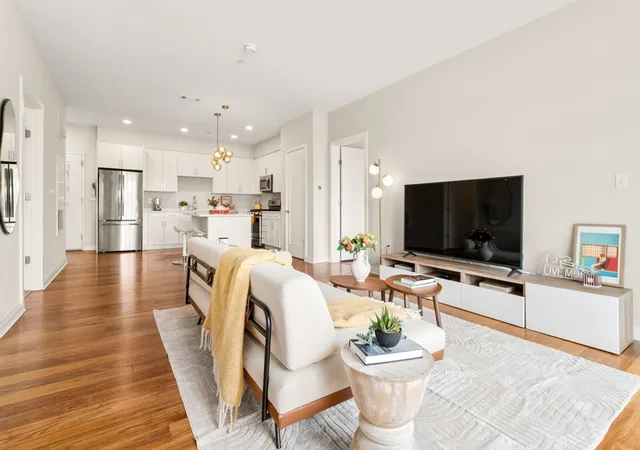 Listing Photo 5 - Condo for sale in building located at 3531 Washington, Boston, MA 02130 - Unit #421
