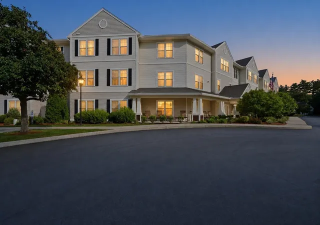 2nd image of 7 Crescent Way #306, Fiskdale, MA 01518 | MLS# 73561373