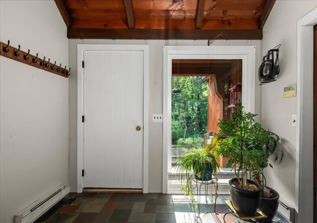 Photo 3 of Sale Pending at 39 Westview Ter, Easthampton, MA 01027 | MLS# 73549965 | Listing updated on 2026-08-04