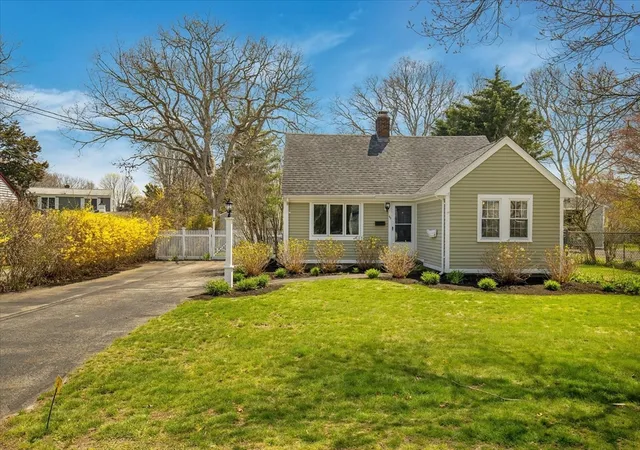 Photo 3 of Single family home for sale at 69 Jericho Path, Falmouth, MA 02540 | MLS# 73510937 | Listing updated on 2026-09-22