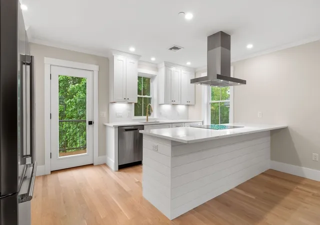 Homes for sale in Amesbury, MA | 101B Market Street #B, Amesbury, MA 01913 | MLS# 73525031