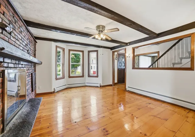 Photo 3 of Single family home for sale at 19 Park St, Maynard, MA 01754 | MLS# 73562780 | Listing updated on 2026-10-04