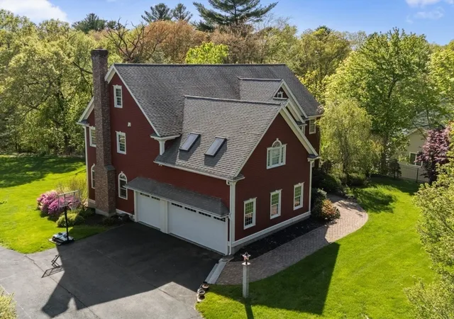 Photo 2 of Single family home for sale at 231 Gulf St, Shrewsbury, MA 01545 | MLS# 73537341 | Listing updated on 2026-09-13