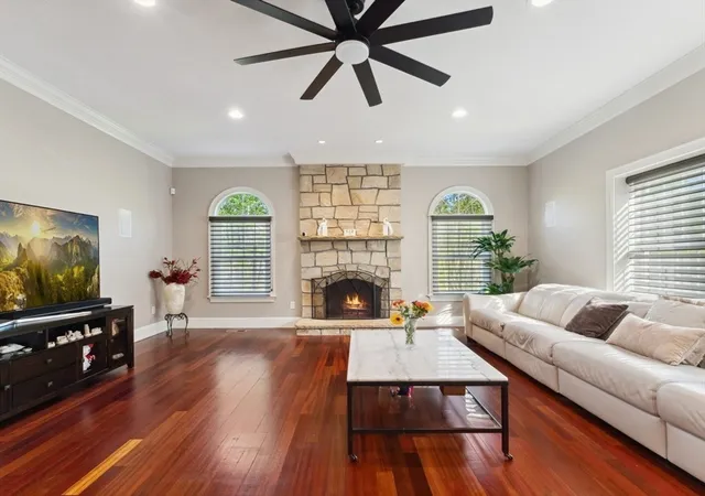 Photo 3 of Single family home for sale at 231 Gulf St, Shrewsbury, MA 01545 | MLS# 73537341 | Listing updated on 2026-09-13