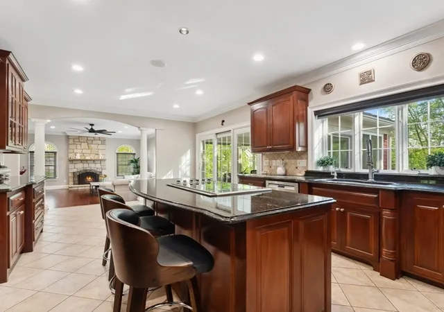 Photo 4 of Single family home for sale at 231 Gulf St, Shrewsbury, MA 01545 | MLS# 73537341 | Listing updated on 2026-09-13