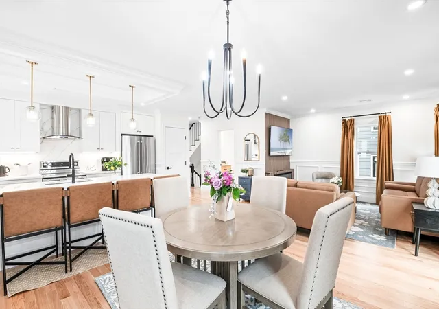 2nd image of 6 Weld Hill, Jamaica Plain, MA 02130 | MLS# 73554879