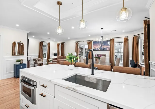 5th image of 6 Weld Hill, Jamaica Plain, MA 02130 | MLS# 73554879
