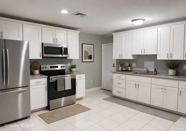 Listing Photo 4 - Condo for sale in building located at 34 Gardner St, Chelsea, MA 01610