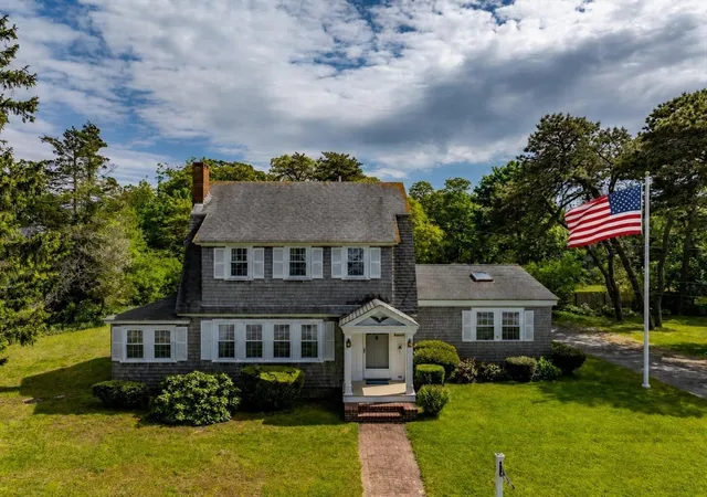 Homes for sale in Harwich Port, MA | 53 Pleasant St, Harwich Port, MA 02646 | MLS# 73531036