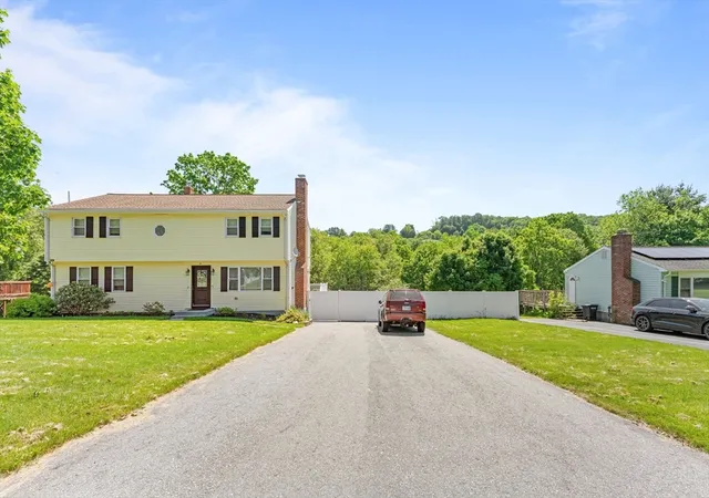 Homes for sale in Spencer, MA | 15 Old Farm Rd, Spencer, MA 01562 | MLS# 73533248