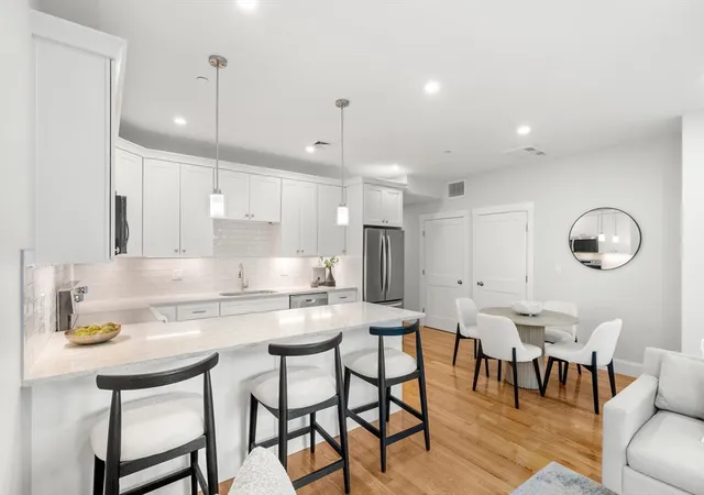 2nd image of 9 Downer Ct #4, Dorchester, MA 02122 | MLS# 73565057