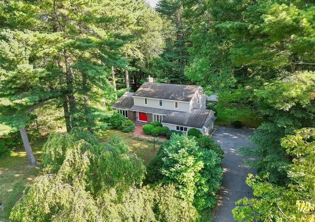 3rd image of 2 Nottingham Dr, Raynham, MA 02767 | MLS# 73556504