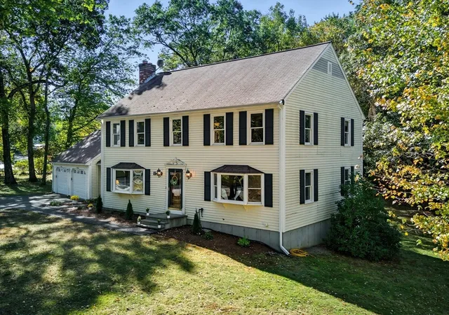 Photo 3 of Sale Pending at 114 Lodi Rd, Marlborough, MA 01752 | MLS# 73441517 | Listing updated on 2026-01-13