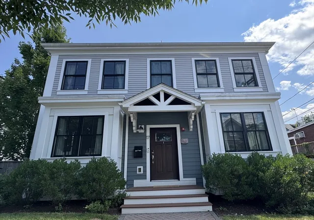 1st image of 17 Porter St U:1, Somerville, MA 02143 | MLS# 73563661