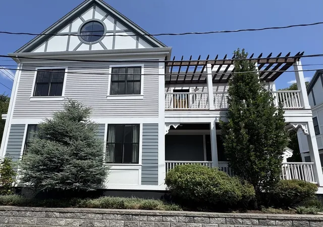 2nd image of 17 Porter St U:1, Somerville, MA 02143 | MLS# 73563661