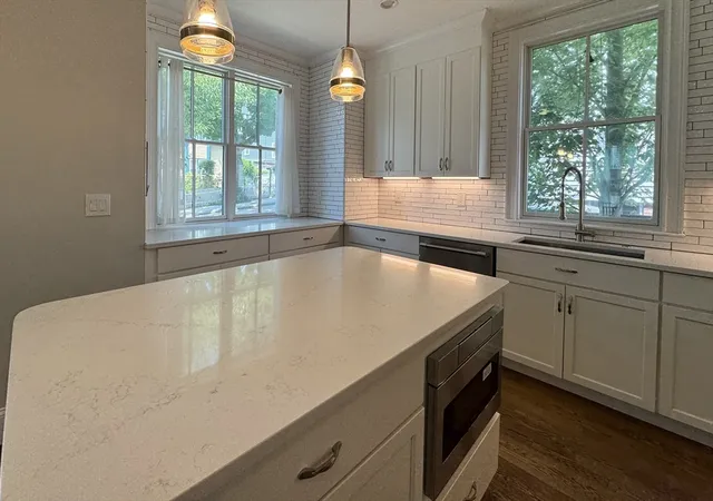 Photo 4 of Single family home for sale at 17 Porter St U:1, Somerville, MA 02143 | MLS# 73563661 | Listing updated on 2026-08-31