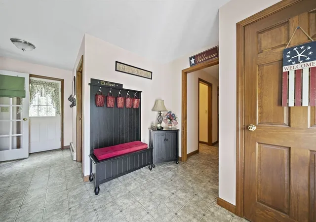 5th image of 49 Lantern Ln, Pembroke, MA 02359 | MLS# 73566705
