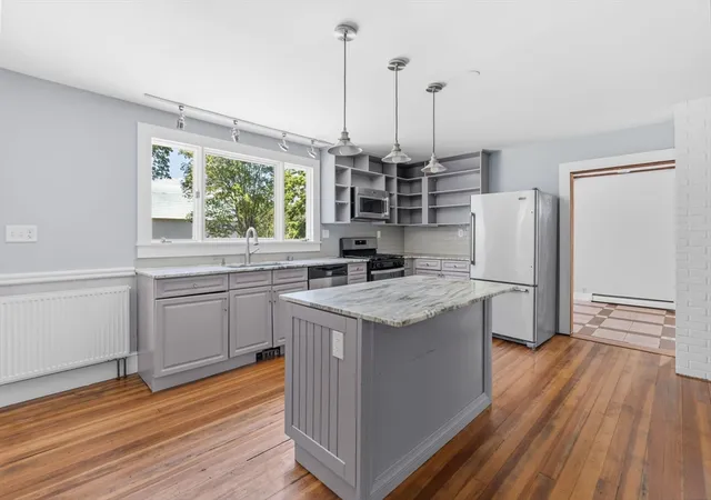 3rd image of 417 Westhampton Rd, Florence, MA 01062 | MLS# 73555754