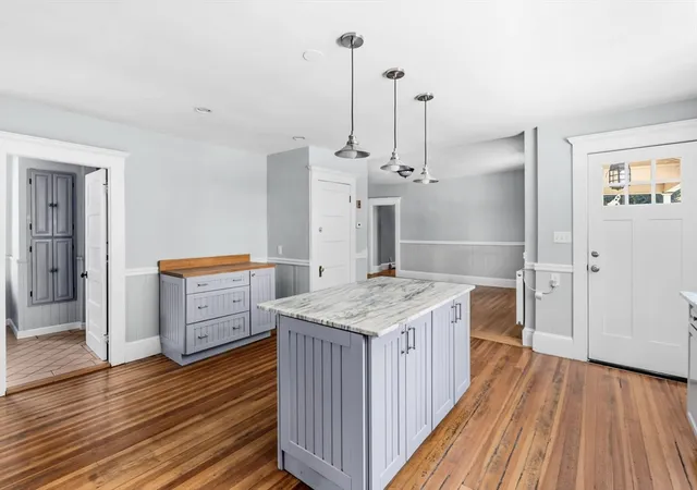 4th image of 417 Westhampton Rd, Florence, MA 01062 | MLS# 73555754