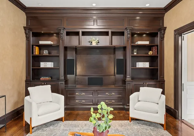 5th image of 14 Wellington St #1, Arlington, MA 02476 | MLS# 73541308
