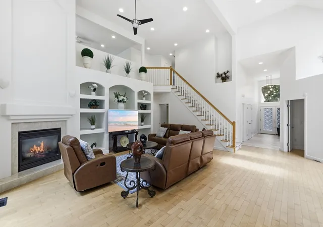 Photo 4 of Single family home for sale at 15 Merrill Rd, Merrimack, NH 03054 | MLS# 73563455 | Listing updated on 2026-10-09