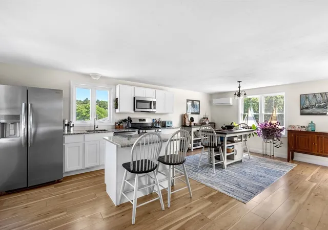 Photo 4 of House for sale at 1 Paty Way, Lakeville, MA 02347 | MLS# 73566330 | Listing updated on 2026-10-09