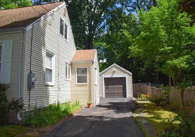 Photo 2 of Sale Pending at 62 Balfour Dr, Springfield, MA 01118 | MLS# 73555329 | Listing updated on 2026-08-19