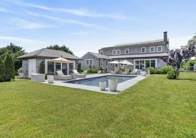 5th image of 17 Katama Point, Edgartown, MA 02539 | MLS# 73542635