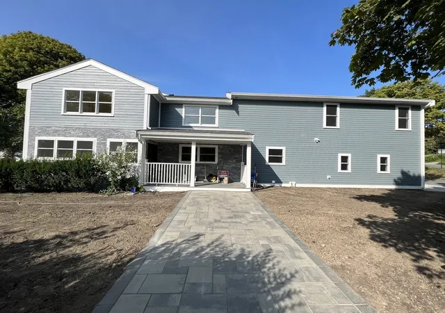 3rd image of 4 Ripley Rd, Hull, MA 02045 | MLS# 73417761