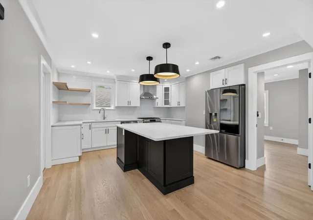 4th image of 29 Hanson St, Boston, MA 02118