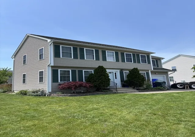 Homes for sale in Springfield, MA | 266 Christopher Dr, Springfield, MA 01119 | MLS# 73526795