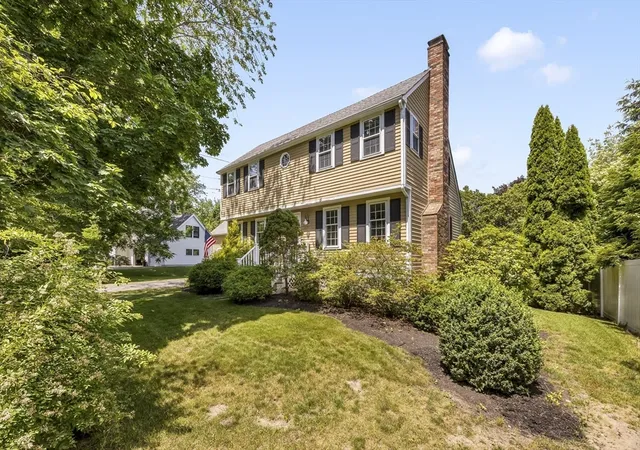 4th image of 4 Ocean Ave, Newburyport, MA 01950 | MLS# 73565395