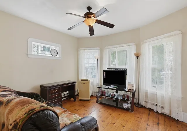 3rd image of 179-181 Oakland Avenue, Methuen, MA 01844 | MLS# 73547572