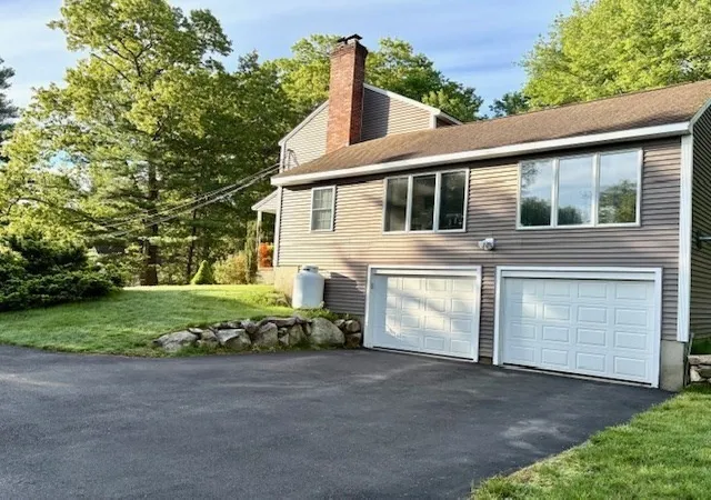 Homes for sale in Auburn, MA | 150 Rochdale St, Auburn, MA 01501 | MLS# 73525612