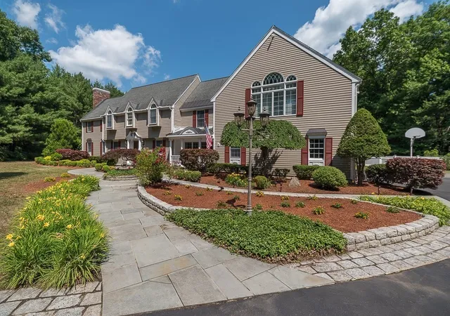 Photo 2 of Sale Pending at 26 Mount Vernon Rd, Boxford, MA 01921 | MLS# 73540418 | Listing updated on 2026-08-12