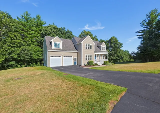 2nd image of 7 Hayden Ln, Ashland, MA 01721 | MLS# 73553828
