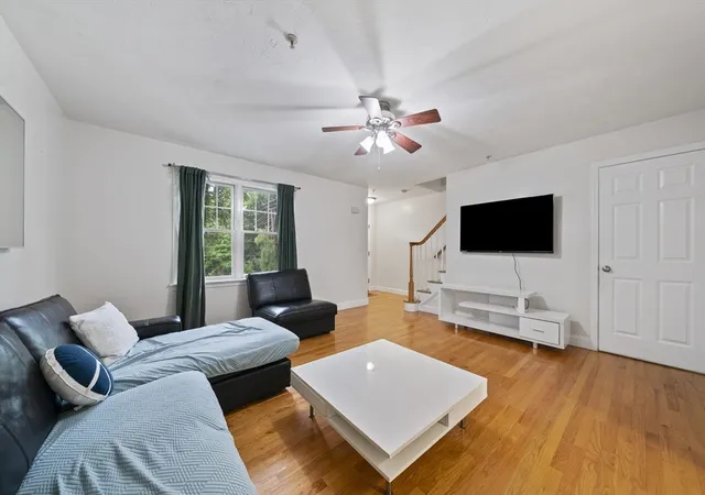 Photo 4 of Sale Pending at 200 Justin Dr #4, Weymouth, MA 02188 | MLS# 73565062 | Listing updated on 2026-10-01