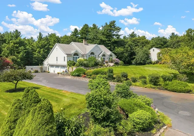2nd image of 10 Edna Cir, East Freetown, MA 02717 | MLS# 73564274