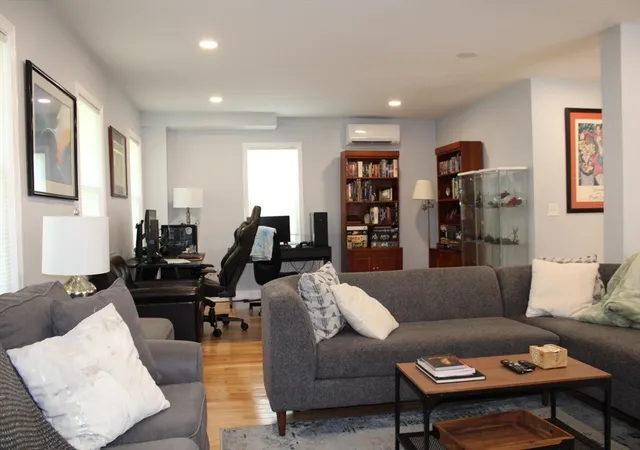 Homes for sale in Lancaster, MA | 307 Main St, Lancaster, MA 01523 | MLS# 73537309