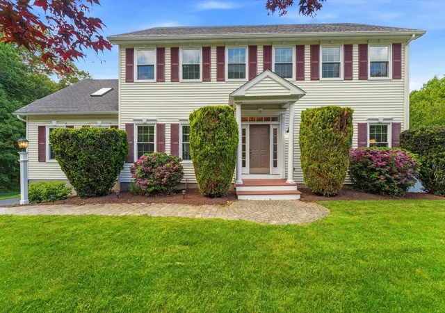 2nd image of 19 Old Farm Rd, Douglas, MA 01516 | MLS# 73526841