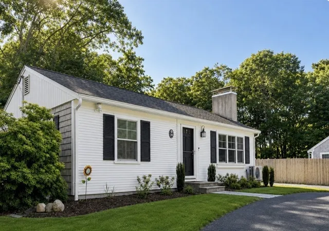 Photo 2 of Single family home for sale at 329 Swift Ave, Osterville, MA 02655 | MLS# 73570092 | Listing updated on 2026-09-04