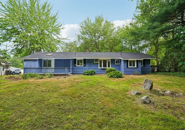 5th image of 237 Hovenden Ave, Brockton, MA 02302 | MLS# 73540398