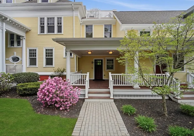 Homes for sale in Amherst, MA | 151 Amity St #2, Amherst, MA 01002 | MLS# 73515747