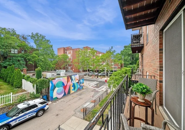 2nd image of 4 Robinwood Ave, Jamaica Plain, MA 02130