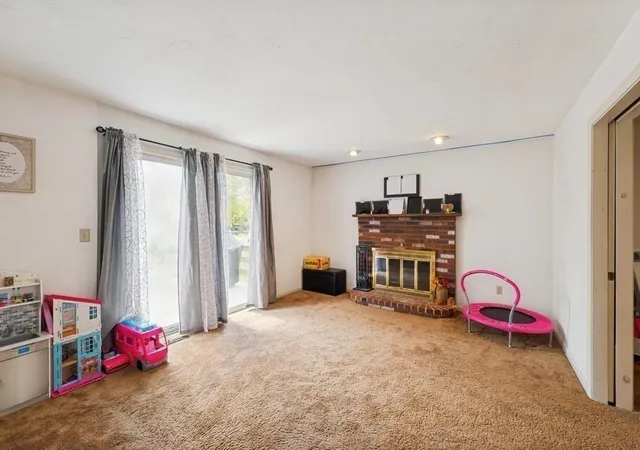 Homes for sale in Stoughton, MA | 292 Island St #292, Stoughton, MA 02072 | MLS# 73518384