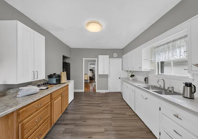 Photo 4 of Single family home for sale at 8 Gilman St, Worcester, MA 01605 | MLS# 73555022 | Listing updated on 2026-09-12