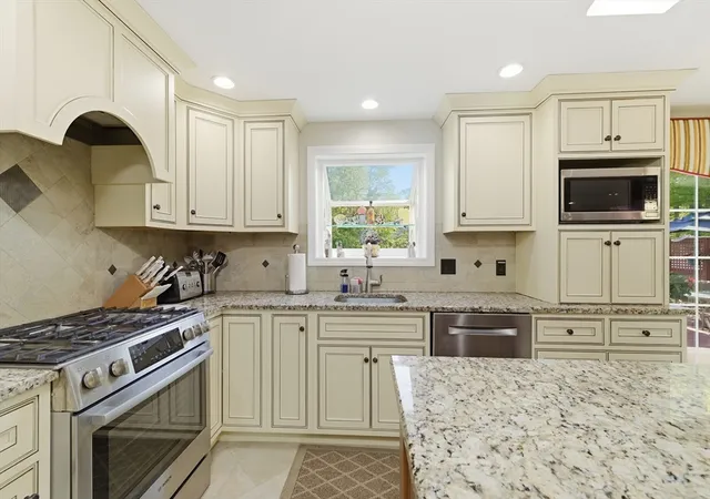 Homes for sale in Taunton, MA | 30 Princess Pine Circle, Taunton, MA 02780 | MLS# 73525751