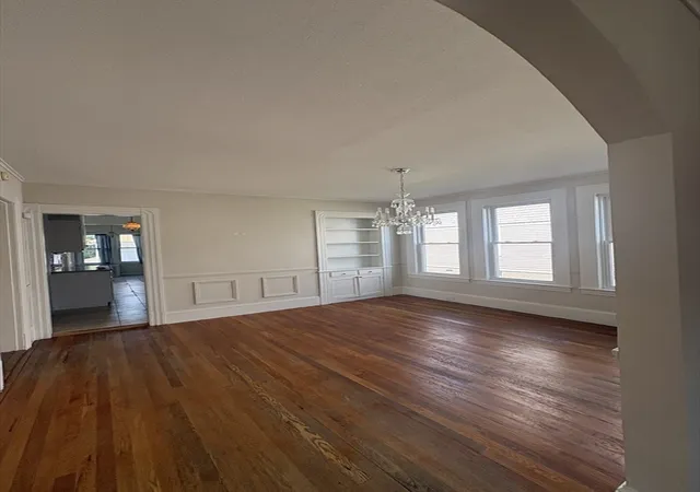 38th image of 5 7 Corser St, Holyoke, MA 01040 | MLS# 73535574