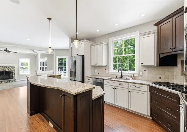 Photo 4 of Single family home for sale at 80 Oregon Ave, Braintree, MA 02184 | MLS# 73562742 | Listing updated on 2026-09-19