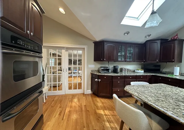 4th image of 48 Juniper St, Billerica, MA 01821 | MLS# 73537935